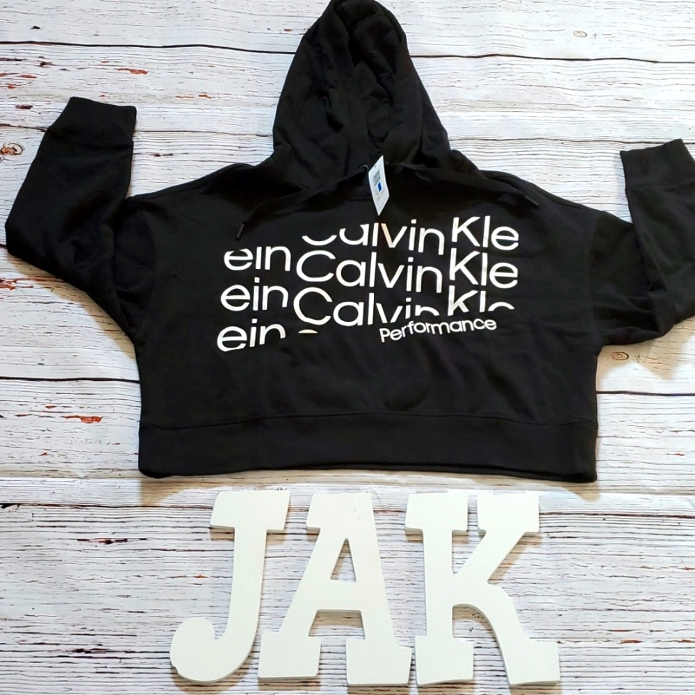 🆕️ CALVIN KLEIN BLACK CROP HOODIE 🖤